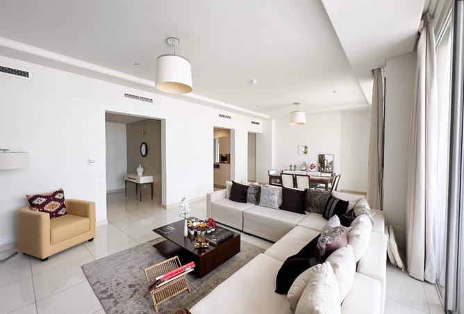 967125 - Property Image 2