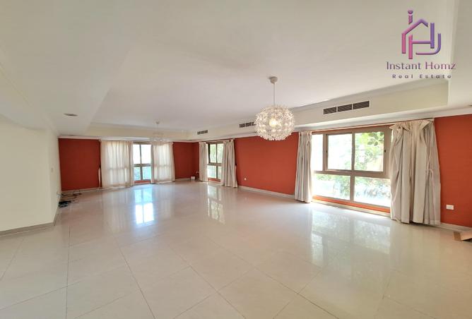 966401 - Property Image 2