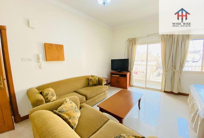 988122 - Property Image 3