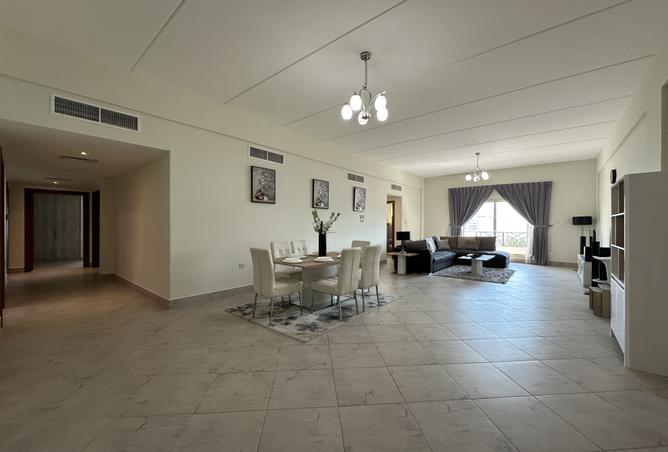 976958 - Property Image 2