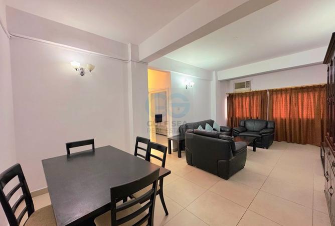 985043 - Property Image 2