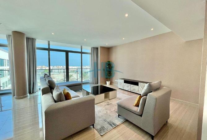 974408 - Property Image 2