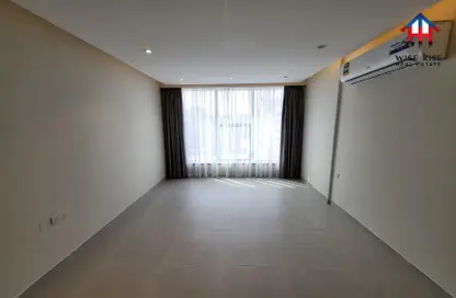 Apartment - 2 Bedrooms - 2 Bathrooms for rent in Hidd - Muharraq Governorate
