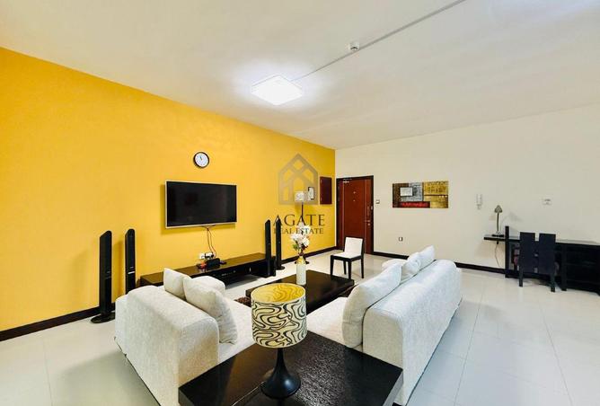 968845 - Property Image 2