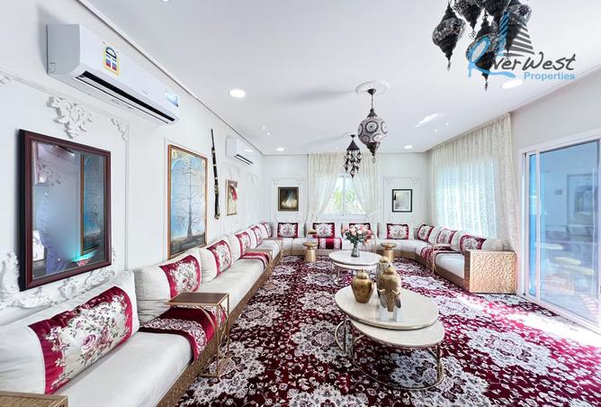 962661 - Property Image 2