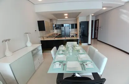 Dining Room image for: Apartment - 3 Bedrooms - 3 Bathrooms for rent in Seef - Capital Governorate, Image 1