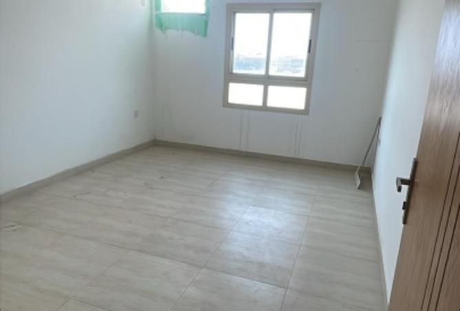 981859 - Property Image 3