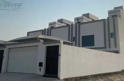 Villa - 4 Bedrooms - 5 Bathrooms for sale in Hamala - Northern Governorate