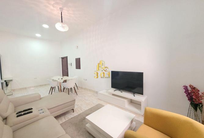 929358 - Property Image 2