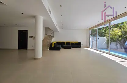 Villa - 3 Bedrooms - 4 Bathrooms for rent in Shakhura - Northern Governorate