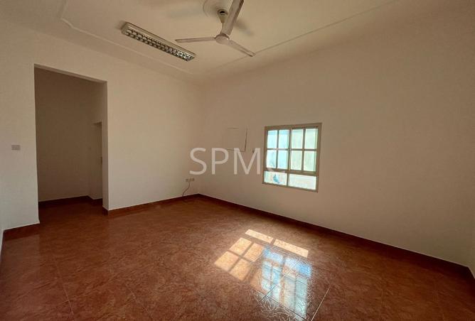 978052 - Property Image 3