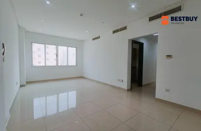 Apartment - 2 Bedrooms - 3 Bathrooms for rent in Hidd - Muharraq Governorate