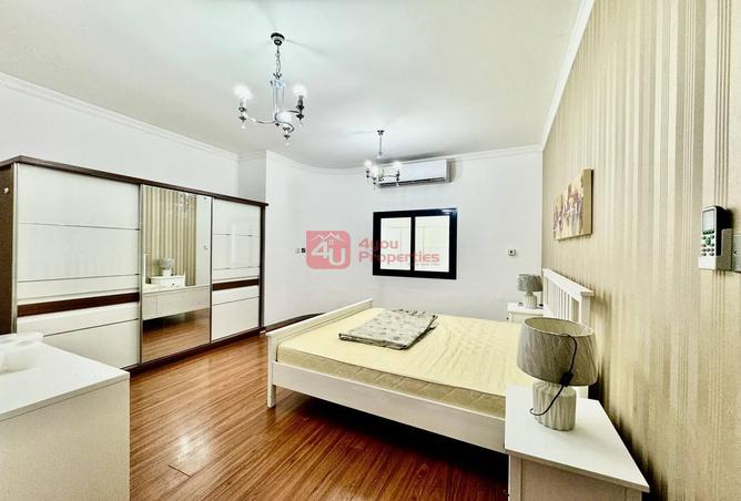 957547 - Property Image 2