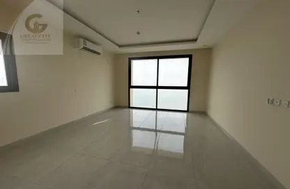 Office Space - Studio - 2 Bathrooms for rent in Hidd - Muharraq Governorate