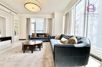 Apartment - 3 Bedrooms - 3 Bathrooms for rent in Al Juffair - Capital Governorate