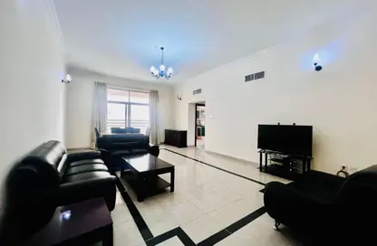 Apartment - 2 Bedrooms - 2 Bathrooms for rent in Al Juffair - Capital Governorate