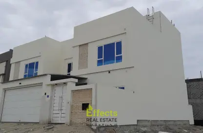 Outdoor House image for: Villa - 5 Bedrooms - 6 Bathrooms for sale in Arad - Muharraq Governorate, Image 1