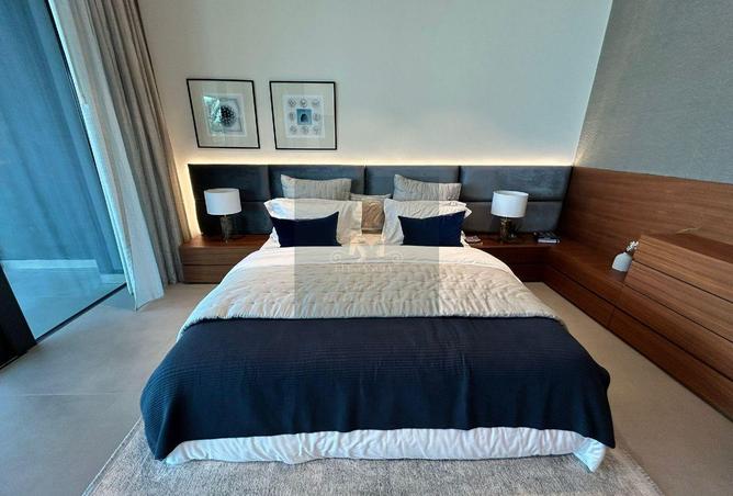 984945 - Property Image 2