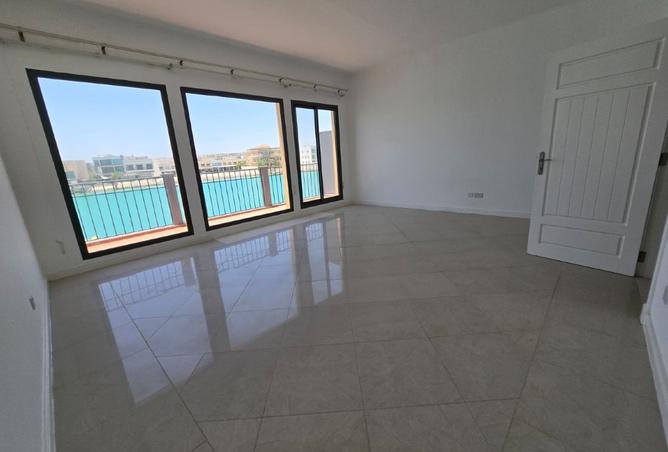 964109 - Property Main Image