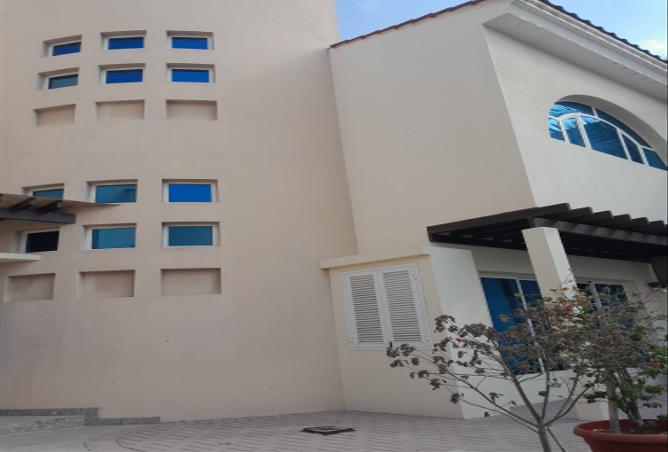961692 - Property Image 2