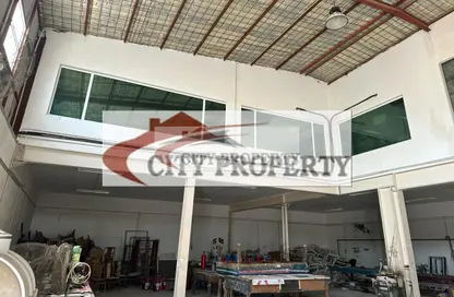 Bulk Rent Unit - Studio - 4 Bathrooms for rent in Khamis - Northern Governorate
