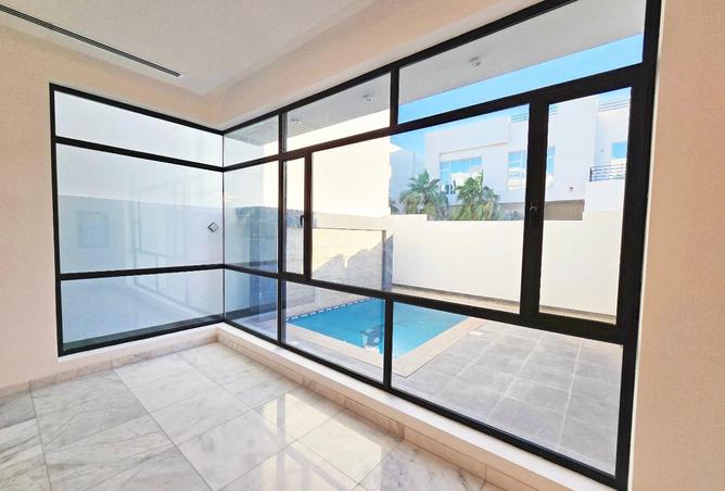 979223 - Property Image 3