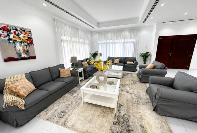955906 - Property Image 2