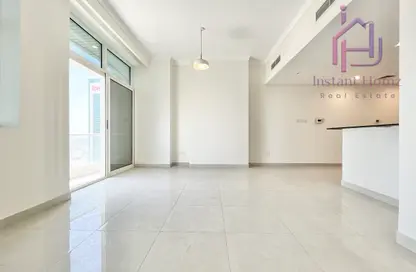 Apartment - 2 Bedrooms - 3 Bathrooms for sale in Sanabis - Manama - Capital Governorate