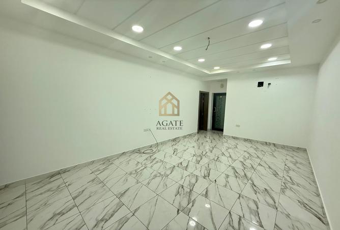 Apartment - 2 Bedrooms - 1 Bathroom for rent in Galali - Muharraq Governorate