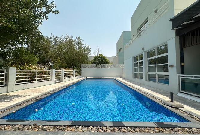 896718 - Property Image 3