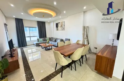 Apartment - 2 Bedrooms - 3 Bathrooms for rent in Al Juffair - Capital Governorate
