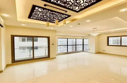 Apartment - 2 Bedrooms - 3 Bathrooms for rent in Hidd - Muharraq Governorate
