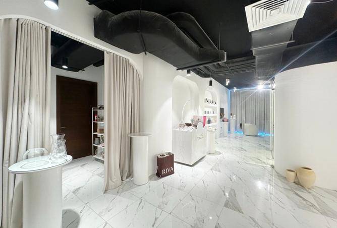 982926 - Property Image 2