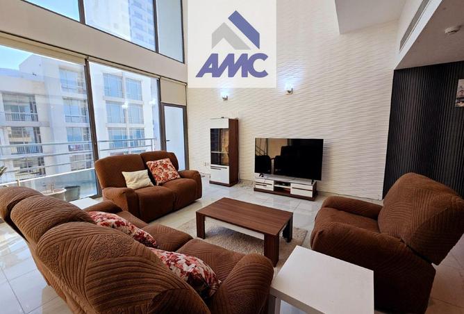 987748 - Property Main Image