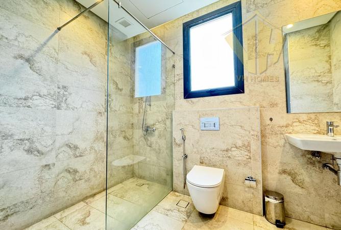 992129 - Property Image 2