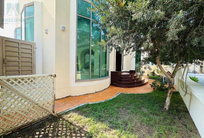 984774 - Property Image 2