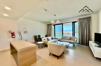 Living Room image for: Apartment - 2 Bedrooms - 2 Bathrooms for rent in Marassi Residences - Diyar Al Muharraq - Muharraq Governorate, Image 1