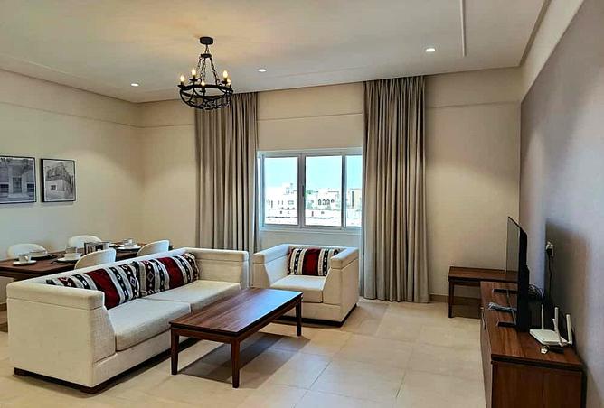 956888 - Property Image 2