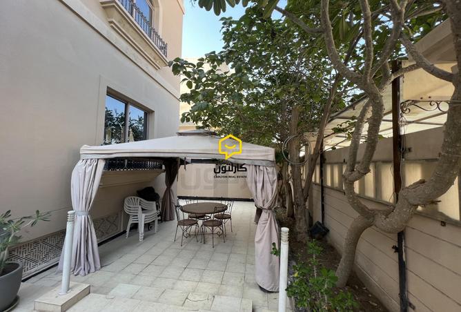 872992 - Property Image 3