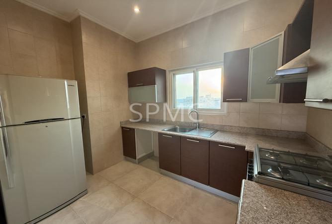 975758 - Property Image 3