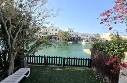 فيلا - 2 غرف نوم - 3 حمامات للايجار في مدينة المرسى - أمواج - المحرق