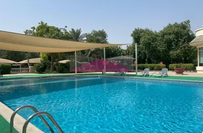 Compound - 4 Bedrooms - 5 Bathrooms for rent in Hamala - Northern Governorate