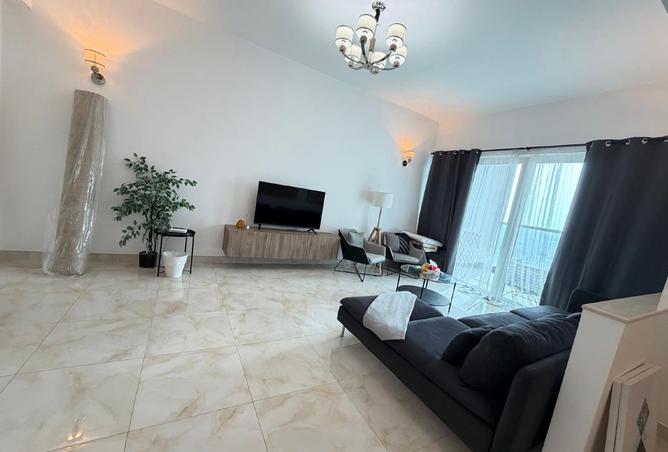 982917 - Property Image 2