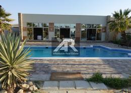 Fully furnished private villa by the sea!