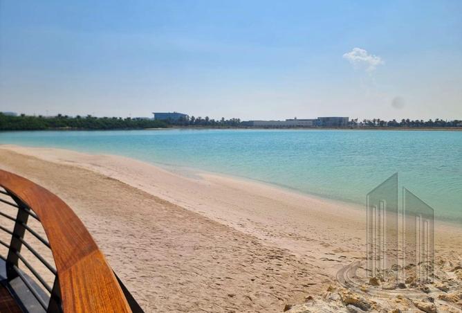 938230 - Property Image 2