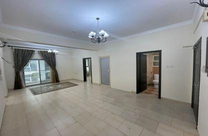 Apartment - 3 Bedrooms - 2 Bathrooms for rent in Busaiteen - Muharraq Governorate