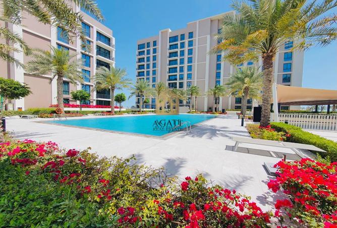 979805 - Property Image 3