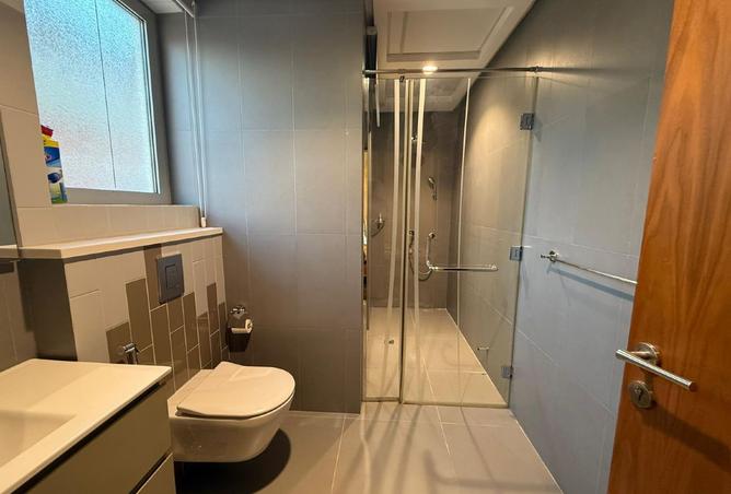 987760 - Property Image 3