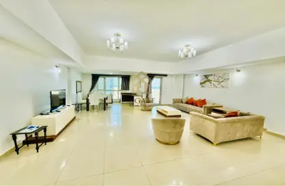 شقة - 2 غرف نوم - 2 حمامات للايجار في شارع أمواج - أمواج - المحرق