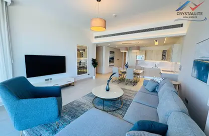 Apartment - 2 Bedrooms - 3 Bathrooms for rent in Reef Island - Capital Governorate